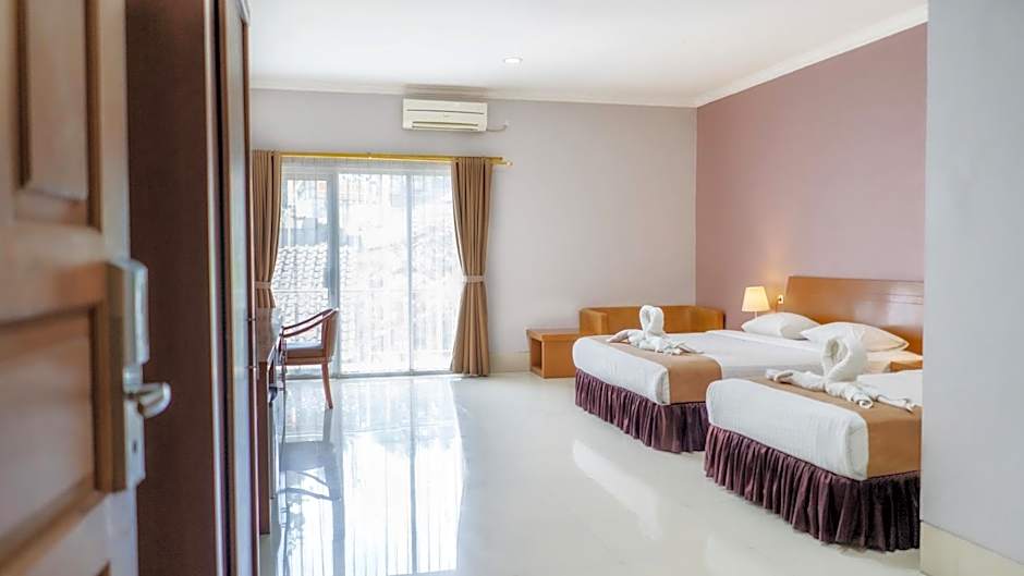 HOTEL & WISMA BINTANG JADAYAT