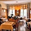 Hôtel Restaurant Les Arcades