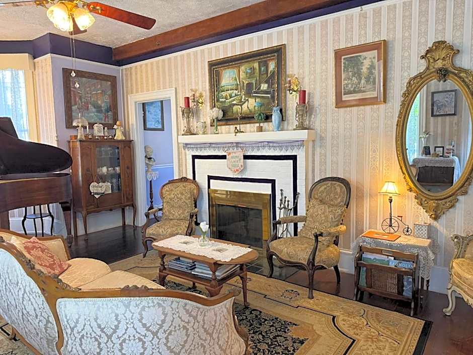 Penny Farthing Inn