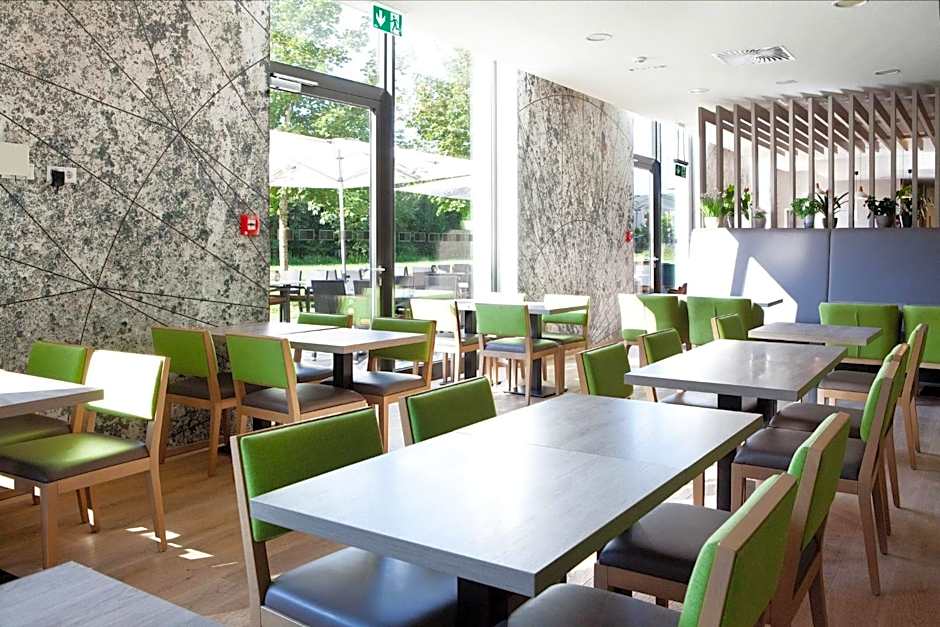 Holiday Inn Express Friedrichshafen By IHG