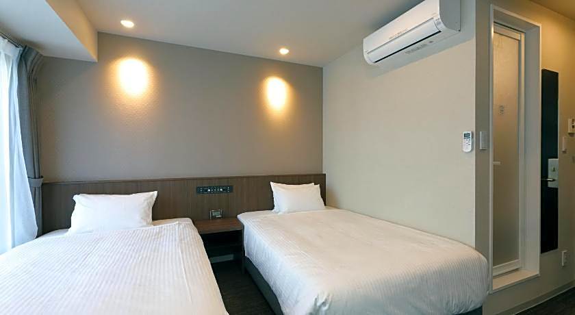 At Inn Hotel Toyotashi Eki