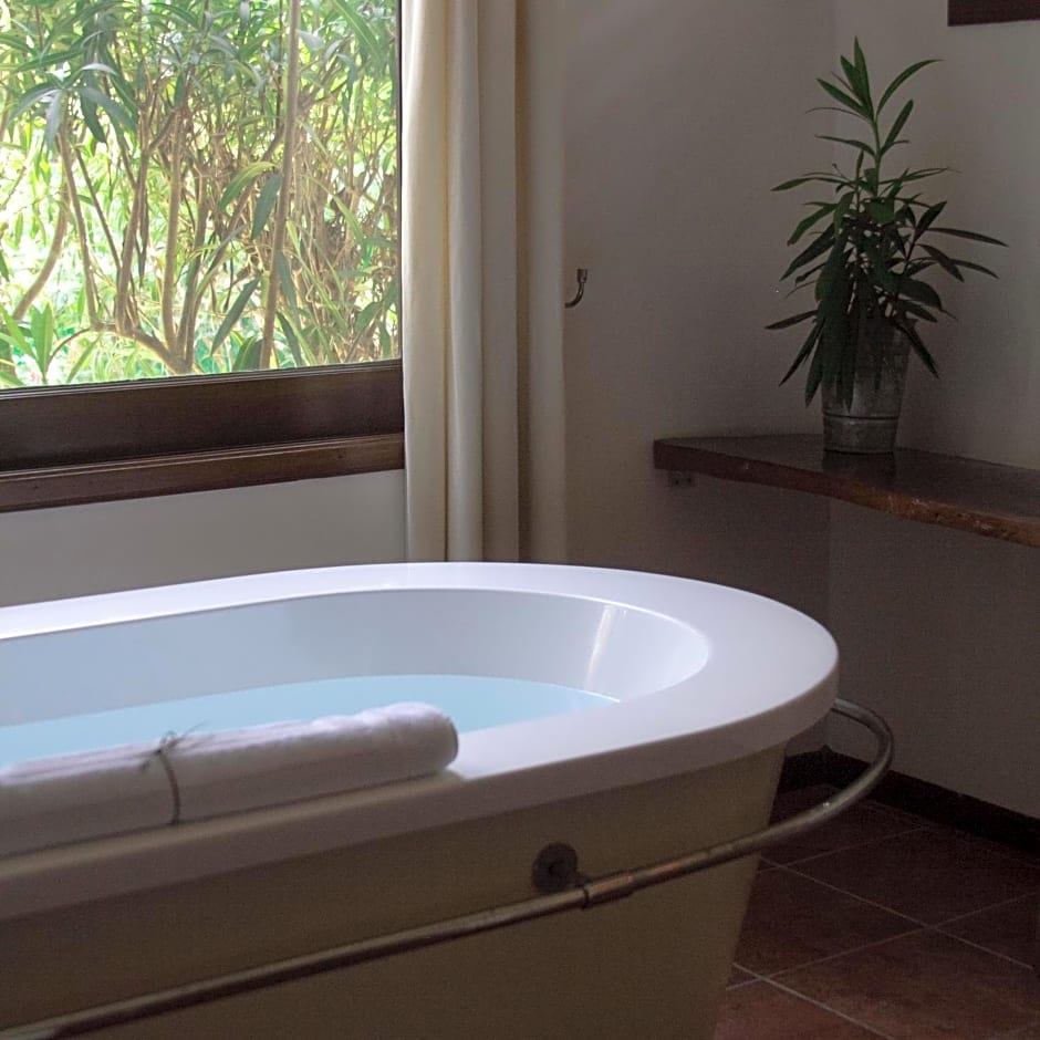 Ser Casasandra Boutique Hotel