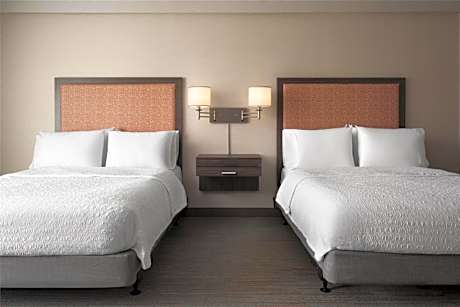 Queen Room with Two Queen Beds - Mobility Access/Non-Smoking