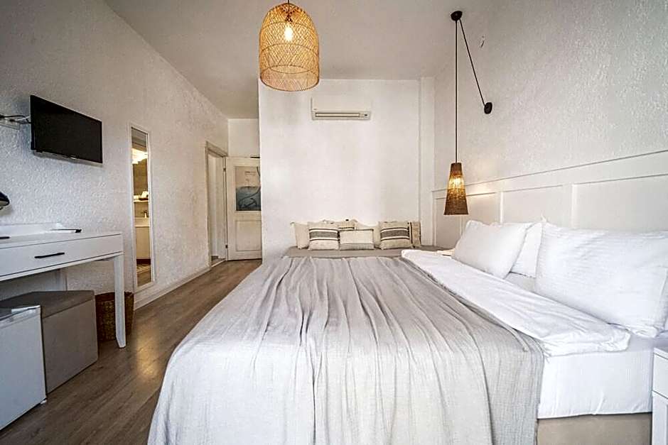 Sandal Alacati - Adult Only