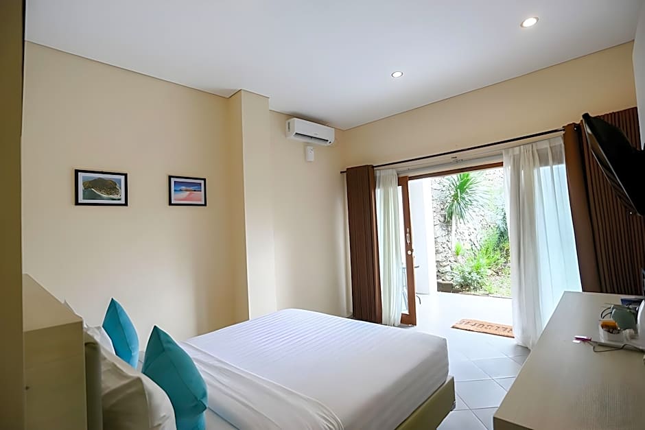 La Cecile Hotel and Cafe