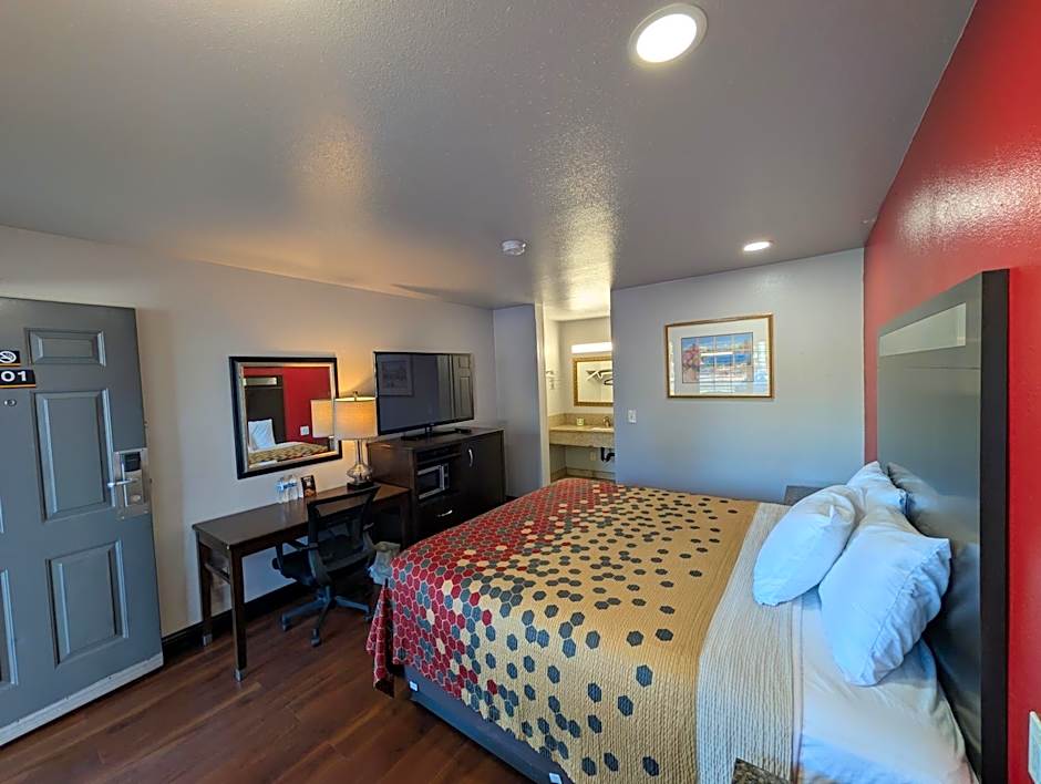 Crossroads Inn - Downtown Sacramento