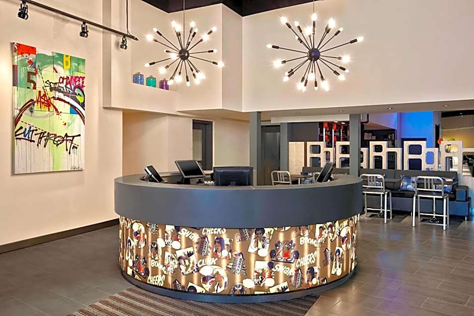 Aloft Calgary University