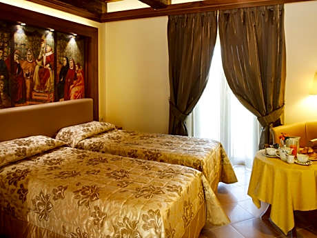 Superior Triple Room