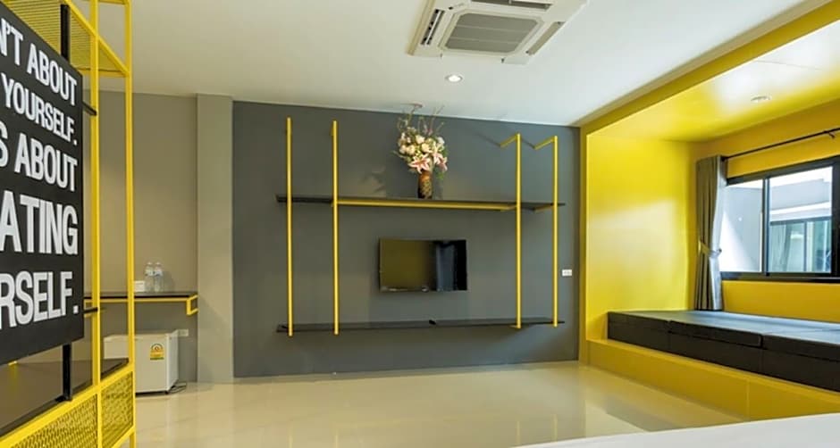 Seven bee boutique hotel