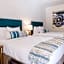 L3 Oasis Hotel