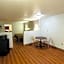 Super 7 Inn By OYO Tupelo Hwy 178