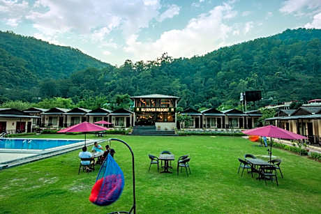DLS MJ River Resort