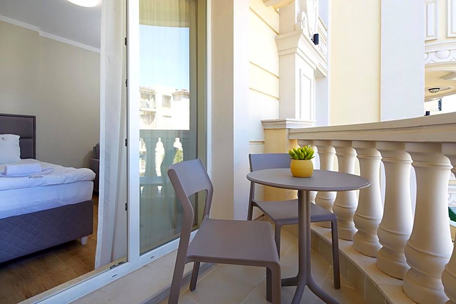 Bellicity Apart Complex