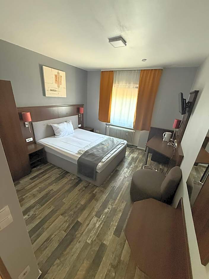 Parkhotel Lindenhof - KOSTENLOSE PARKPLÄTZE