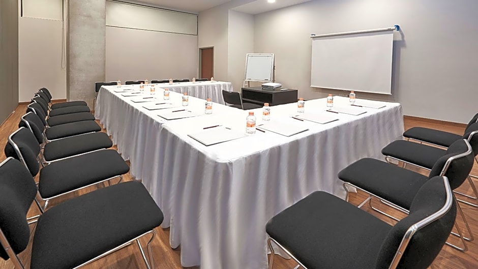 City Express Suites by Marriott Tijuana Rio