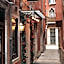 Hotel Lux