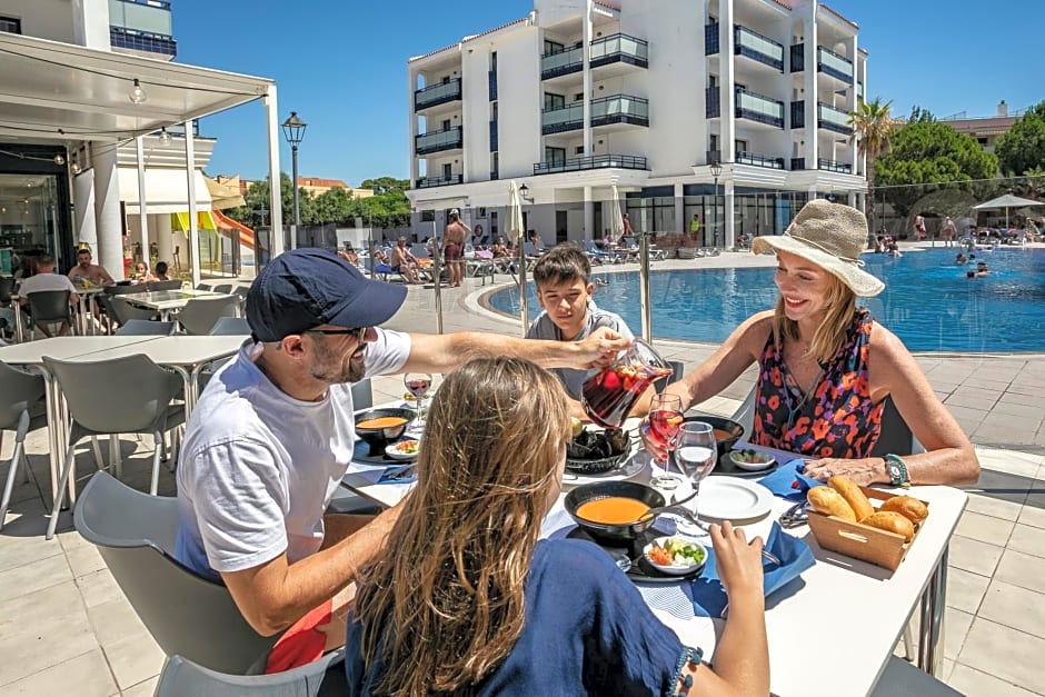 Pins Platja Apartments