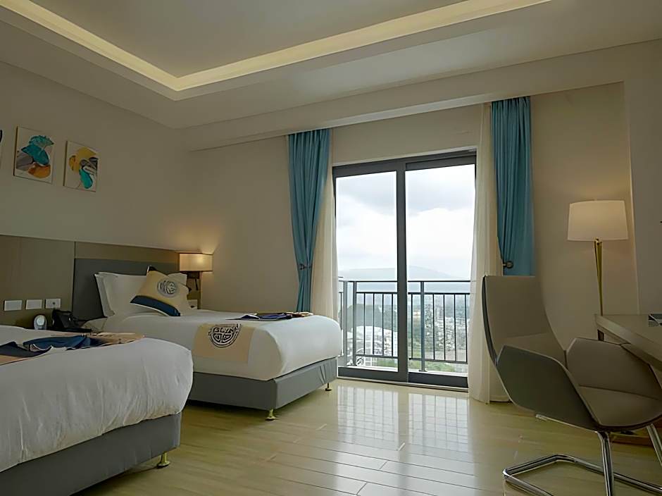 Stay Easy Plus Hotel