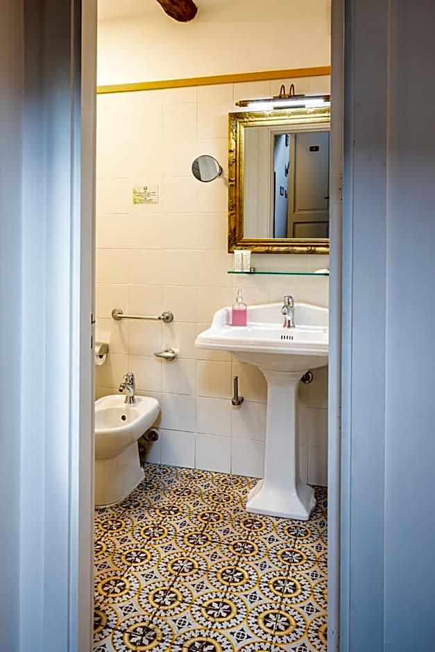 B&B Faraglione