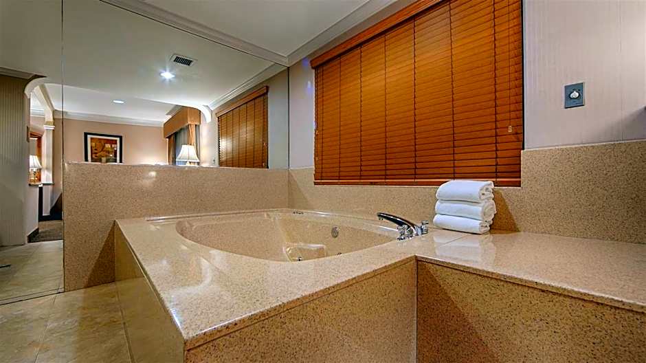 Best Western Plus Suites Hotel - Los Angeles LAX Airport
