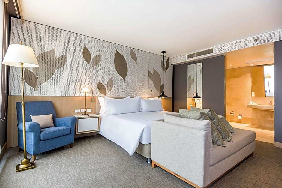 NH Collection Bogota Terra 100 Royal