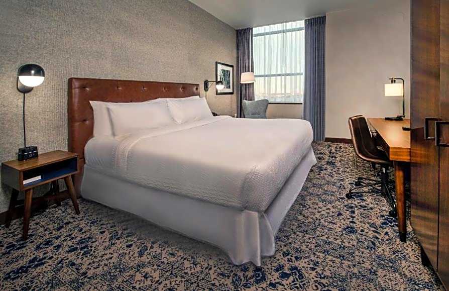 Four Points By Sheraton Philadelphia City Center