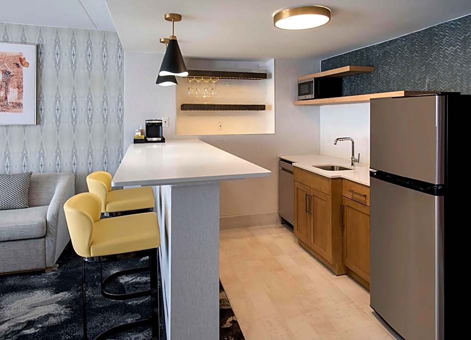 DoubleTree by Hilton Poughkeepsie