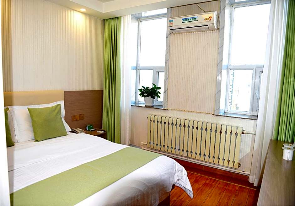 GreenTree Alliance Hulunbeier Zhalantun Railway Station Hotel