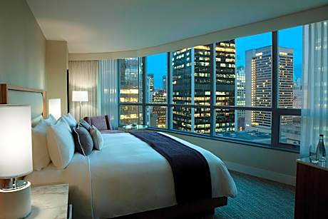 Vancouver Marriott Pinnacle Downtown Hotel
