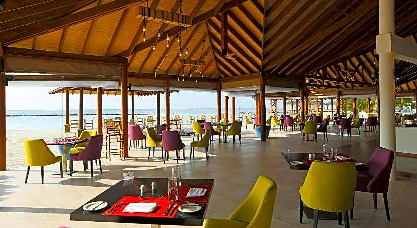 Cinnamon Dhonveli Maldives