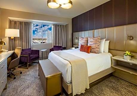 Marra Style King Mountain View