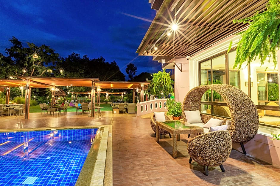 Phanomrungpuri Hotel