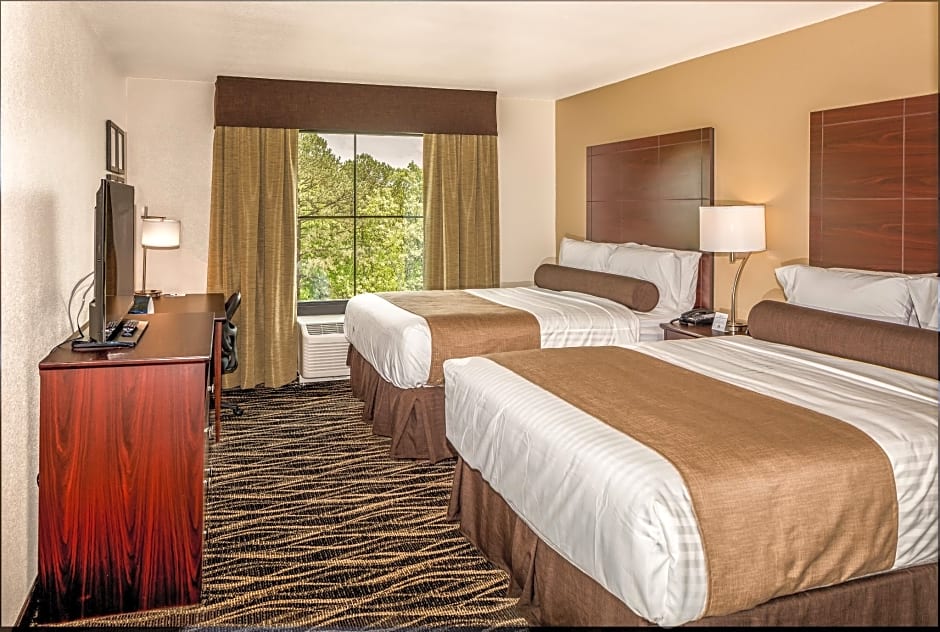 Cobblestone Inn & Suites  Fairfield Bay