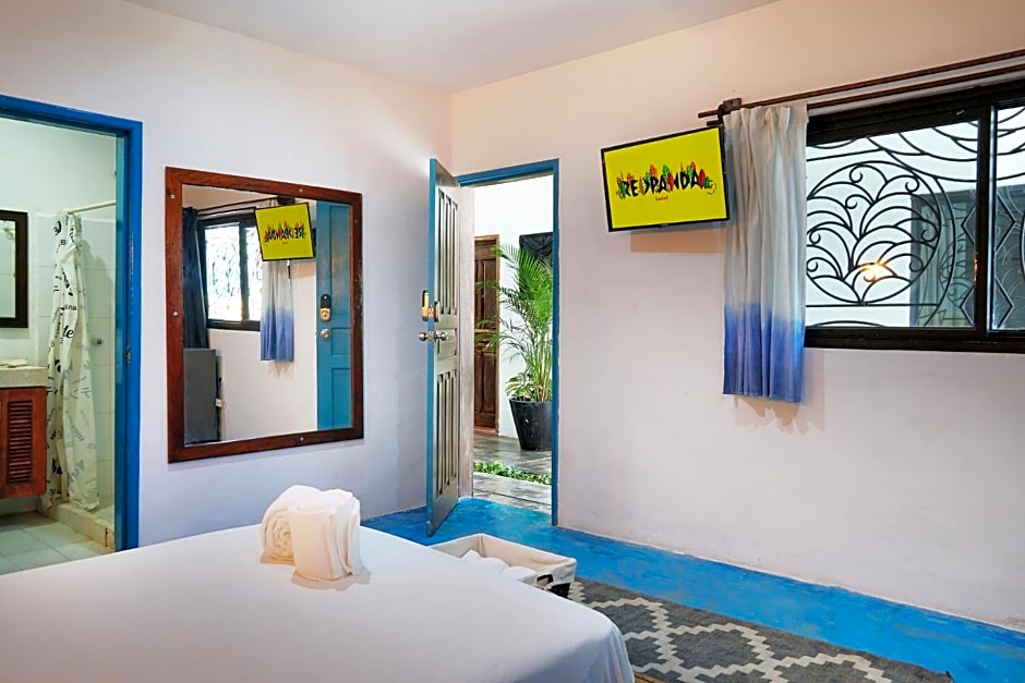 Red Panda Hostal