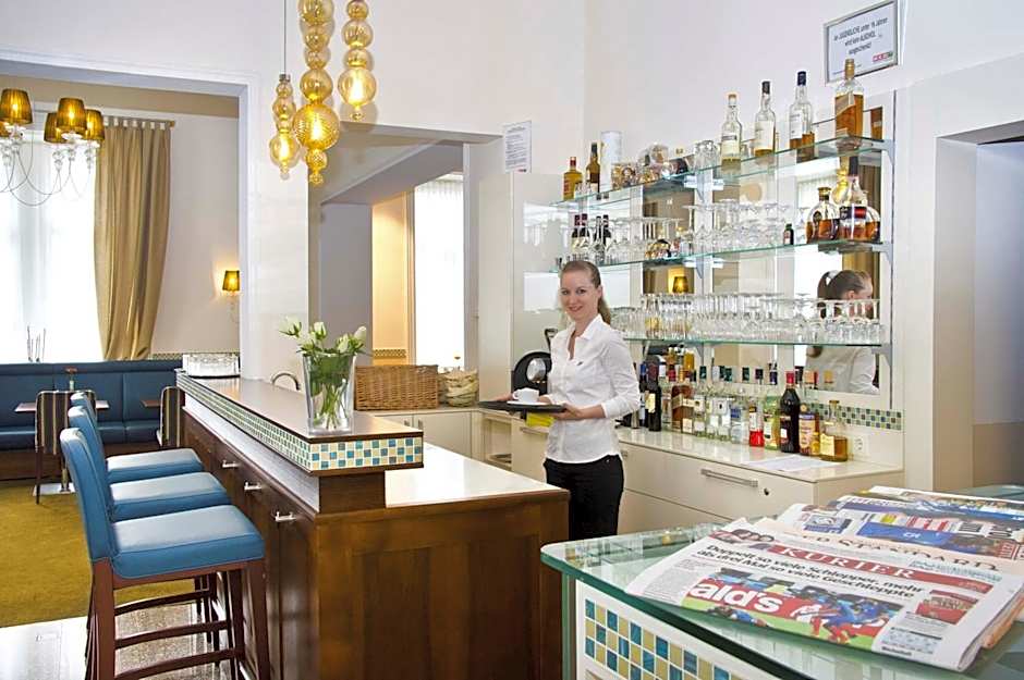 HiLight Suites Hotel