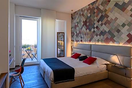 Superior Double or Twin Room with Terrace