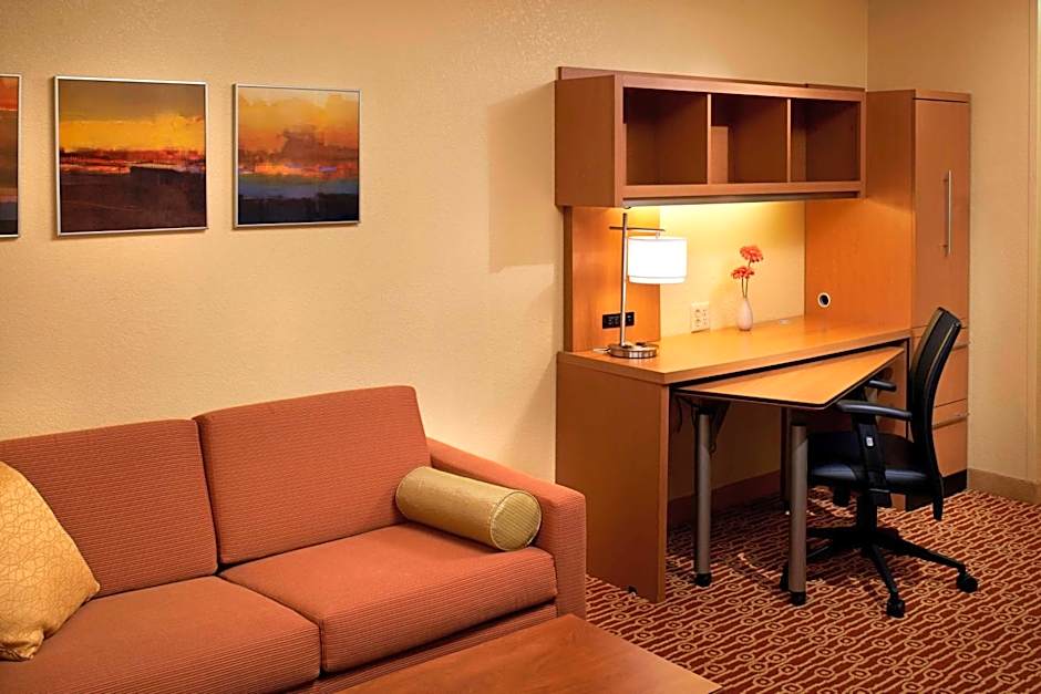 Sonesta Simply Suites Detroit Novi