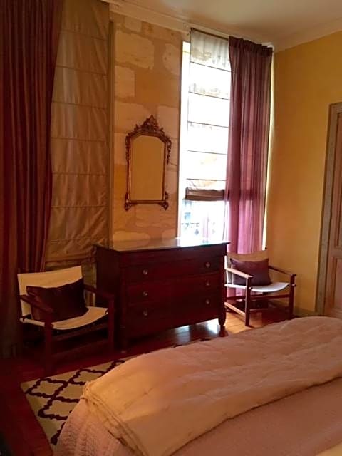 B&B Bordeaux Wine Lodge – Bordeaux, FL