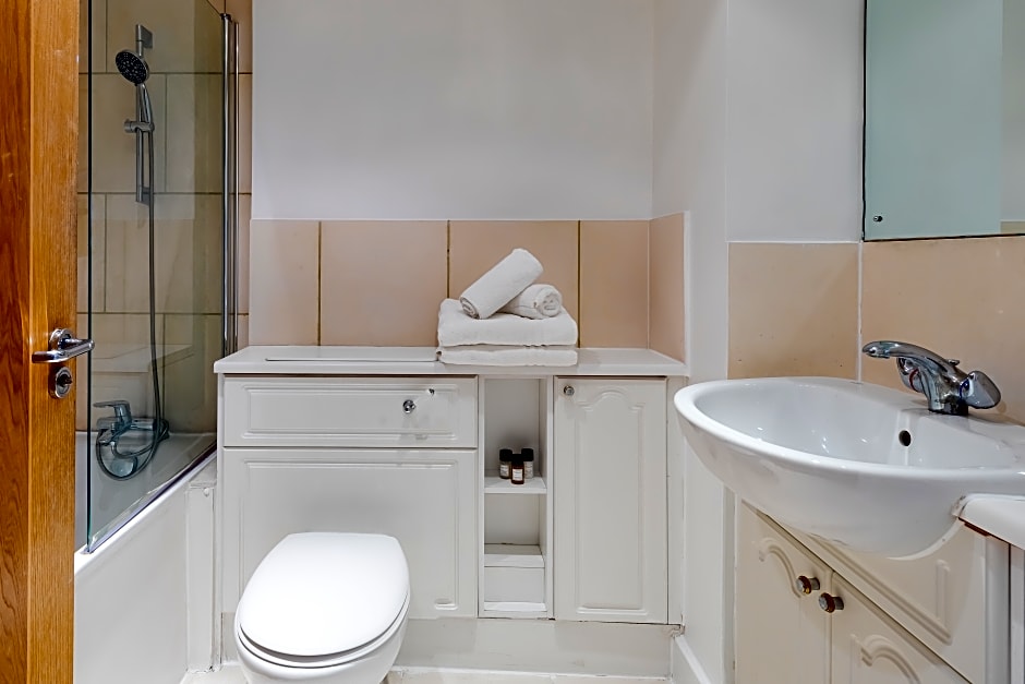 Globeview Apartments