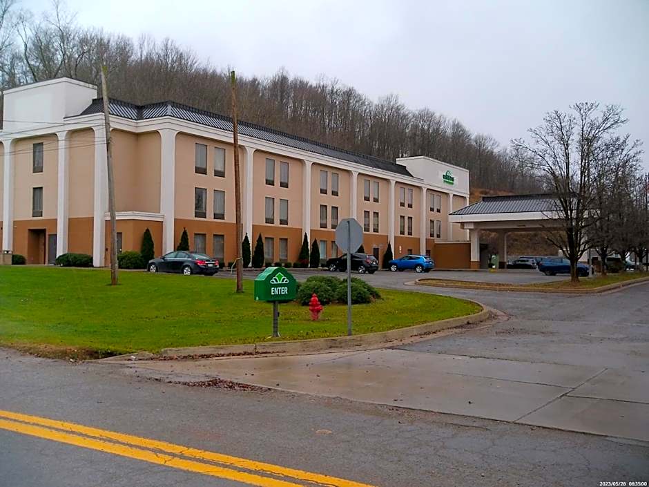 Wingate by Wyndham Buckhannon