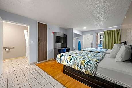 Queen Room with Two Queen Beds - Non-Smoking