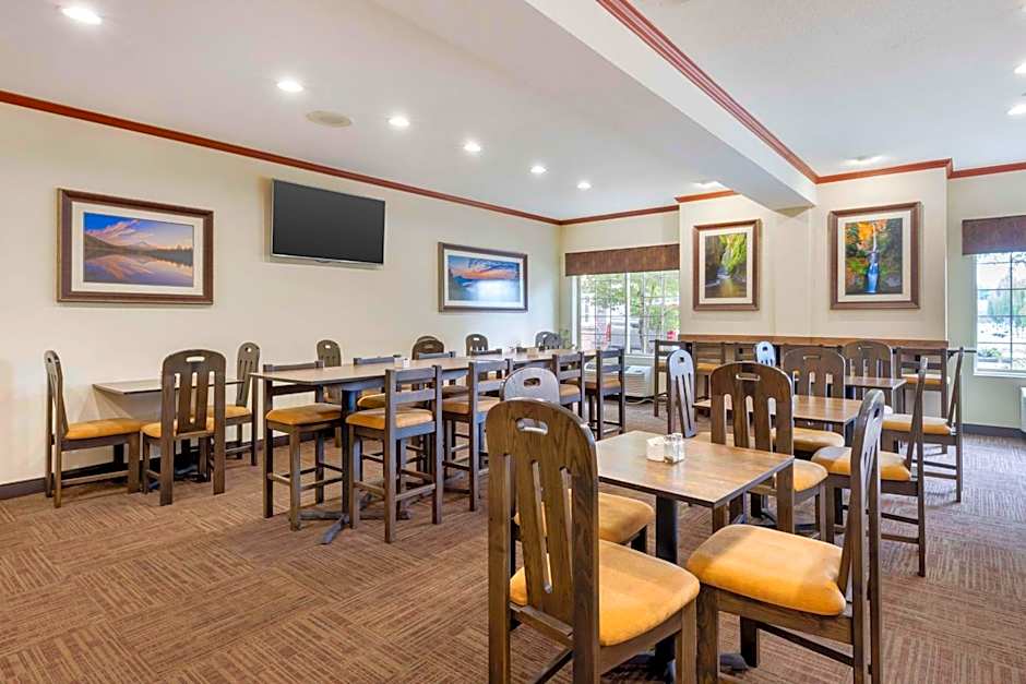 Best Western Plus Northwind Inn & Suites