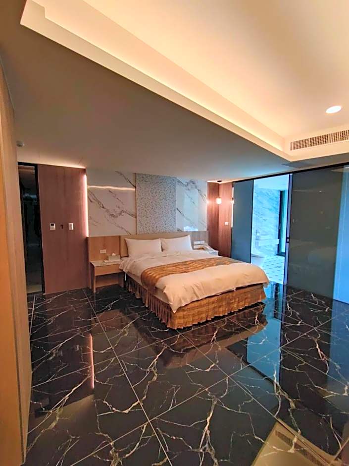 Shuian Lakeside Hotel II