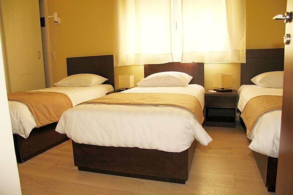 Rea Hotel