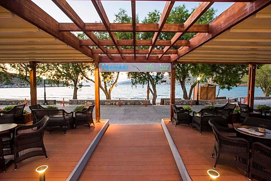 Almiriki Chios Rooms & Apartments