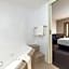 Rydges Adelaide