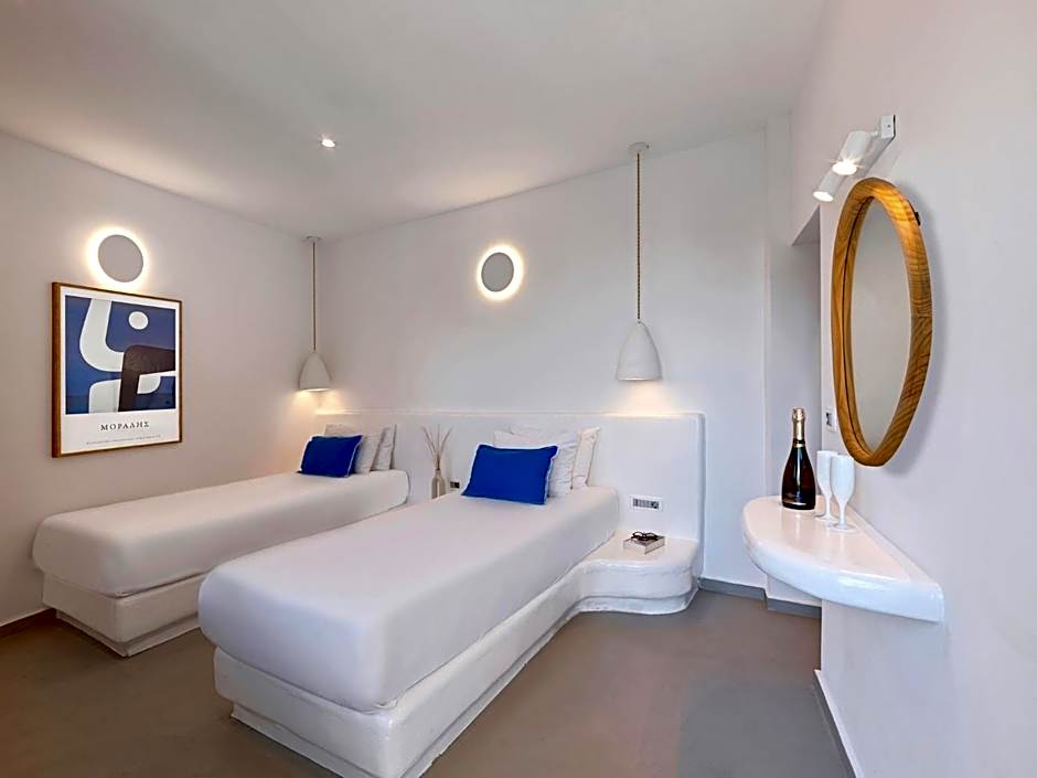 Tatakis Design Hotel, Fira
