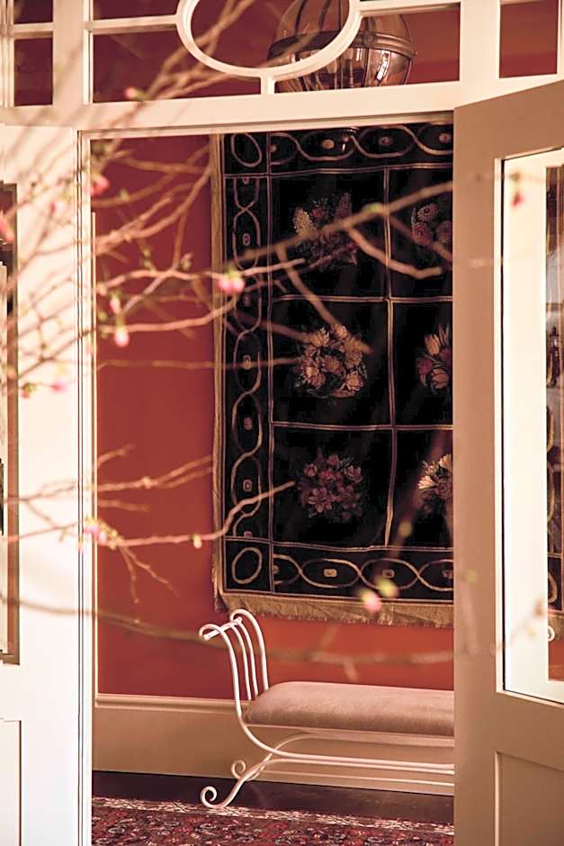 Grand Hotel Bellevue London