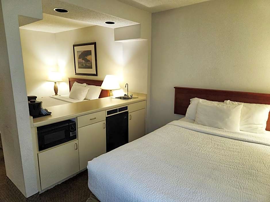 La Quinta Inn & Suites by Wyndham Appleton-College Avenue