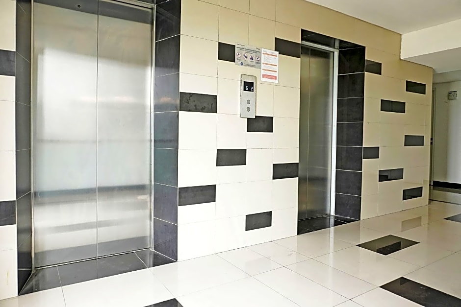 Collection O 92959 Apartement Sentraland Karawang By AT Room